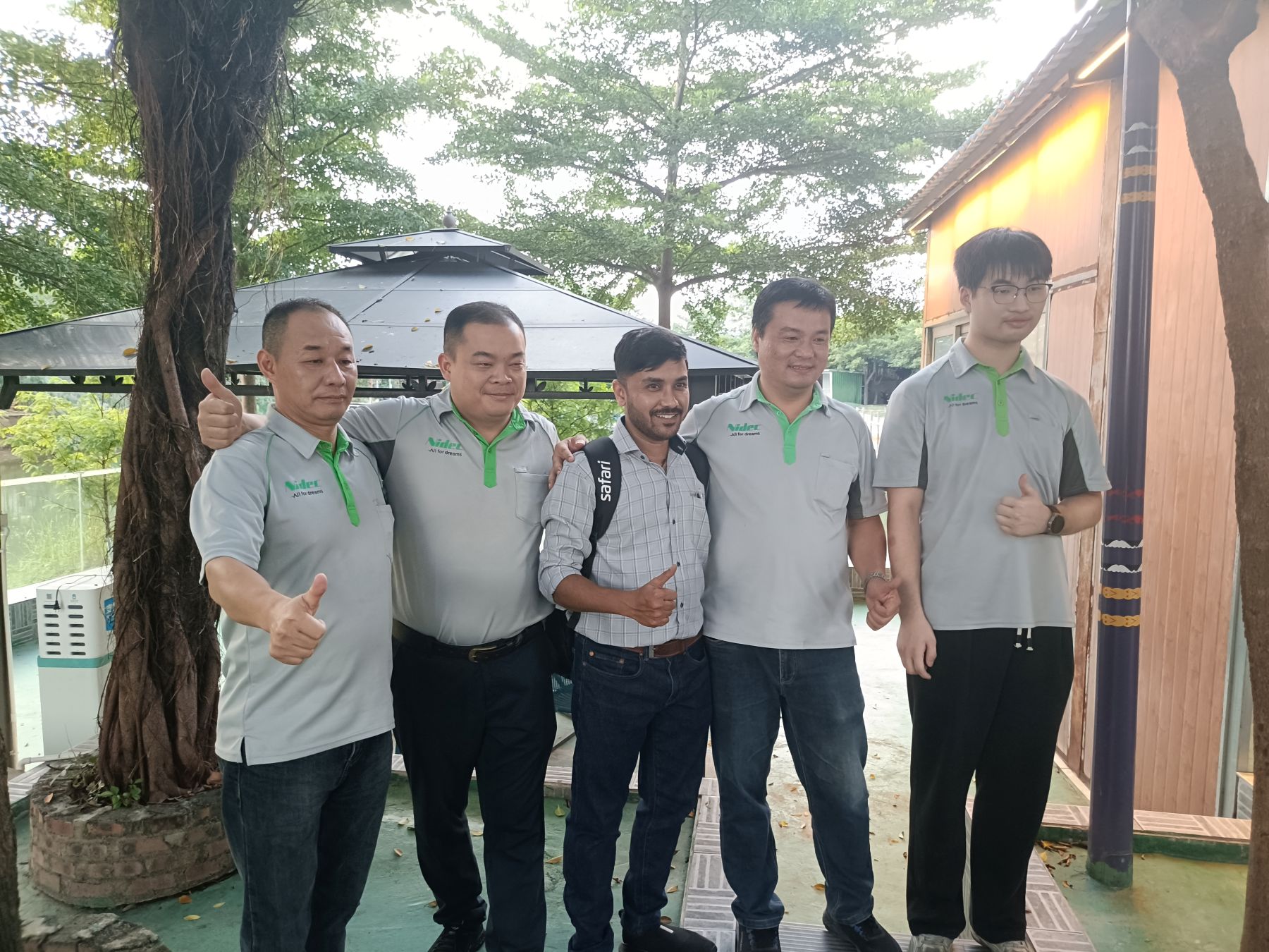 Hoạt động chất lượng giữa máy kéo thang máy Nidec Trung Quốc và Ấn Độ